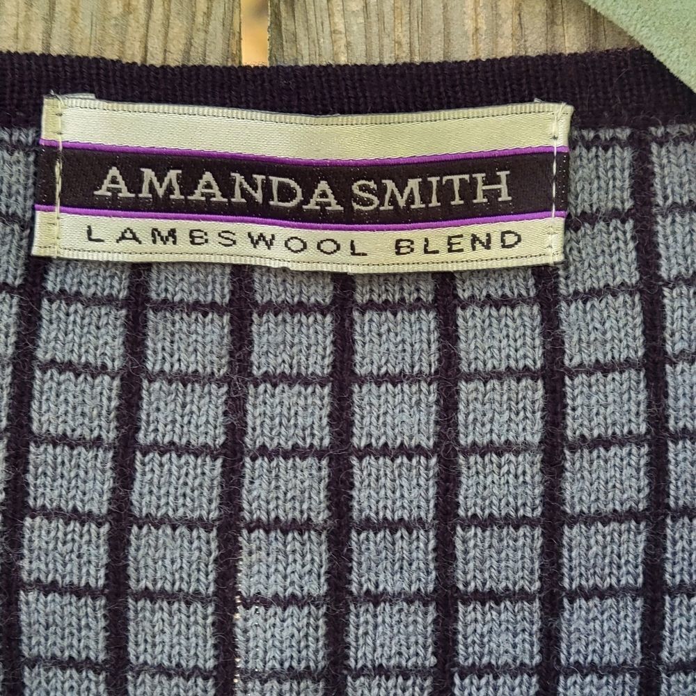 Amada Smith Sweater - Picture 2 of 9